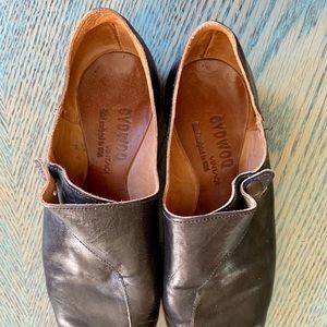 Cydwoq Women's Vintage Black shoes Size 38.5